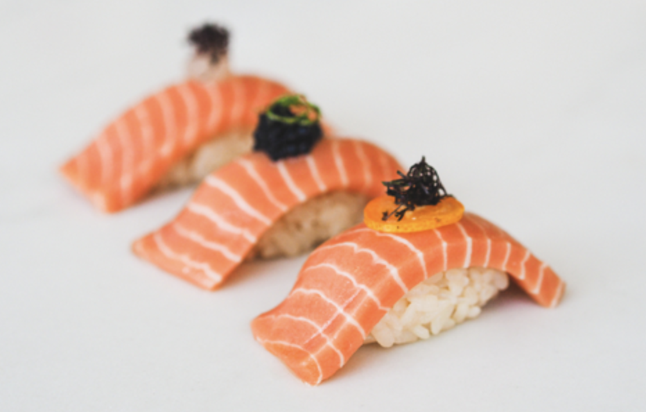 Logran producir salm贸n de laboratorio: Autorizan venta en EE.UU.