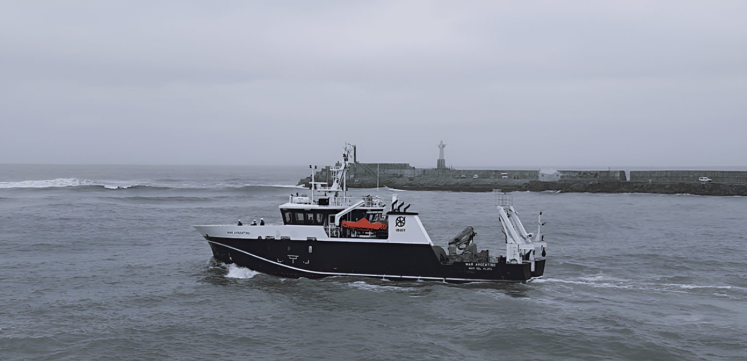 Evalúan la caballa del stock sureño en El Rincón a bordo del buque Mar Argentino