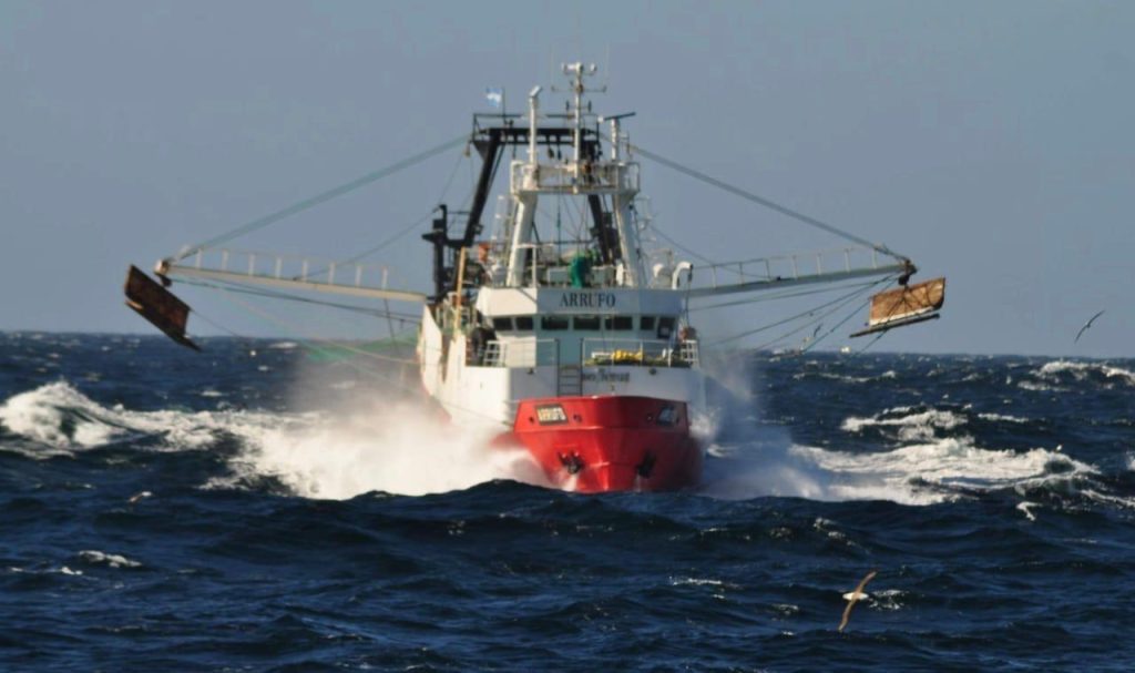 Langostino. Cámaras y SOMU se pusieron de acuerdo: Se destraba el conflicto y la flota congeladora inicia zafra 2025