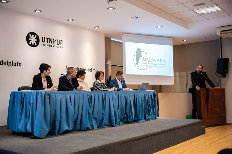 Taller “Mujeres de la Pesca y liderazgo” en la UTN Mar del Plata