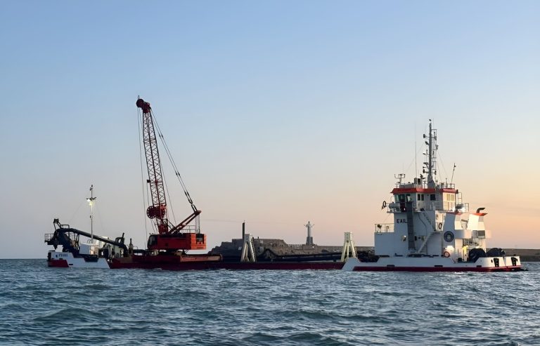 Etapa final del dragado en el puerto de Mar del Plata: Realizan el último relevamiento batimétrico