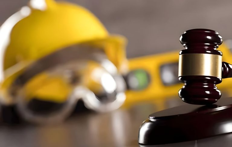 La justicia laboral en el l铆mite: Entre la protecci贸n y el abismo de las ART