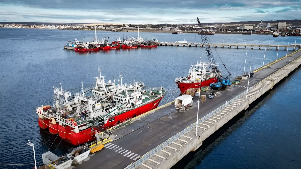 Grave. Red Chamber acusa de espionaje económico y connivencia política