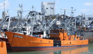 Daniel Antonio compró los buques pesqueros Huafeng 818 y Huafeng 819