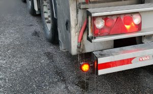 El Puerto de Mar del Plata aplica sanciones por derrames de efluentes en transporte de pescado