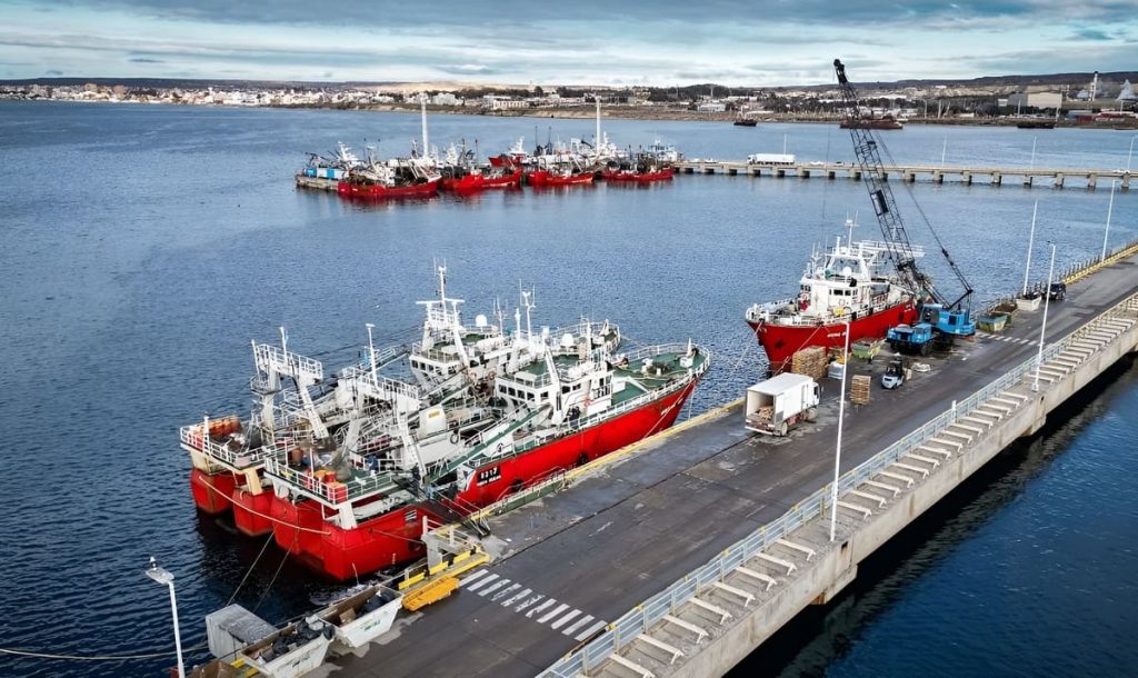 Chubut impulsa dos obras estratégicas en el muelle Almirante Storni para fortalecer la operatoria portuaria