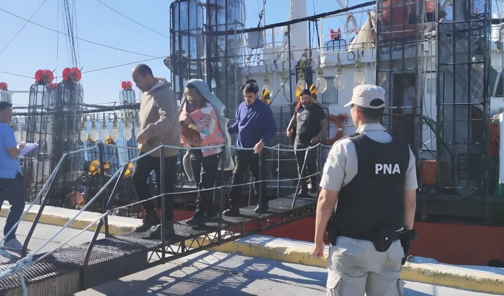 La vida humana no se negocia: dos episodios, un mismo desprecio por la seguridad del hombre de mar