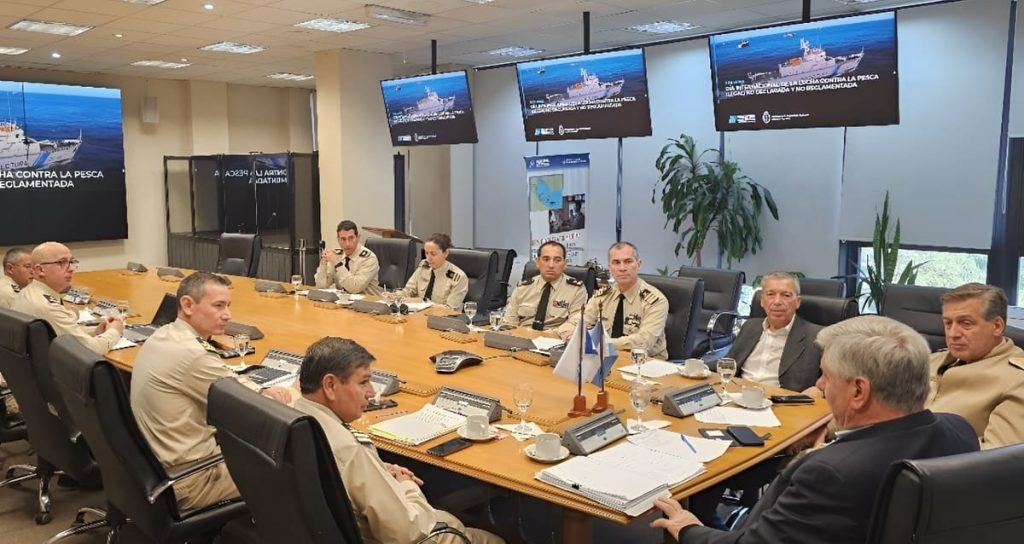 Histórico. El Gobierno fijó normas para detectar actividad pesquera ilegal de buques extranjeros en la ZEEA