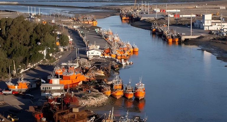 Puerto Rawson: proyecto para crear una tasa destinada al dragado del canal de acceso