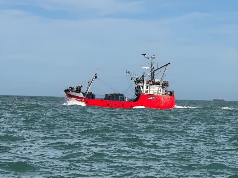 Armadores piden revisar la obligación del segundo patrón en la flota costera