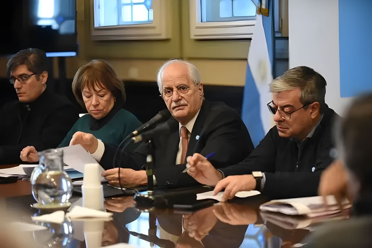 Proponen crear un régimen especial para fortalecer la Marina Mercante argentina