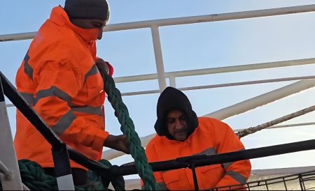 Argentina activa el tratado mundial de seguridad pesquera y debe definir el protocolo de hombre al agua