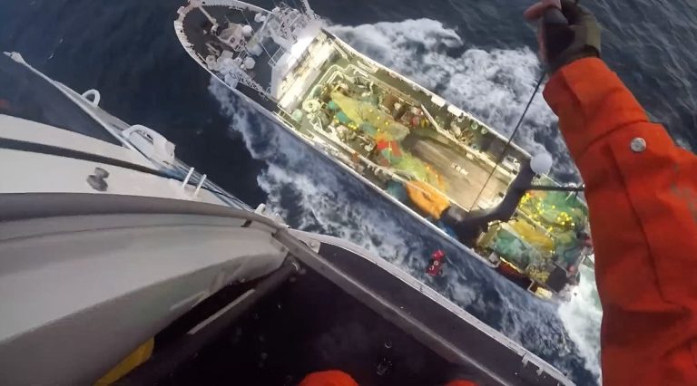 Prefectura aeroevacuó un tripulante del pesquero portugués Novo Virgem Da Barca a 25 millas de Mar del Plata