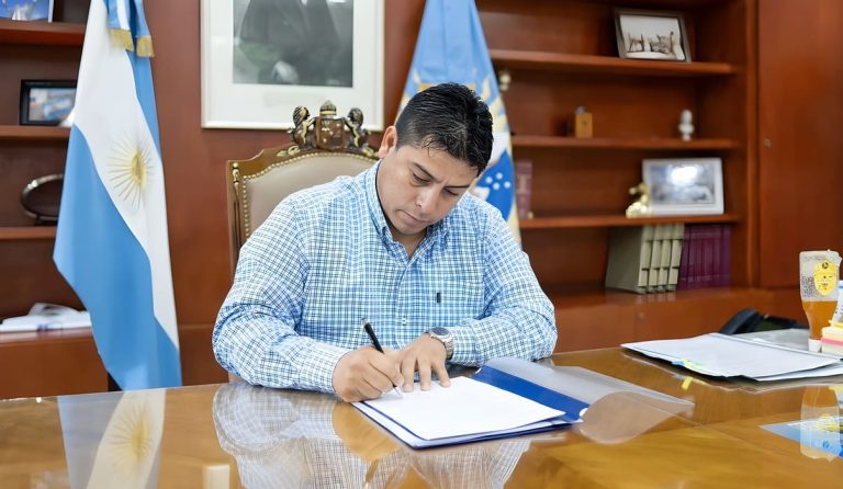 Santa Cruz reclama 50.000 toneladas de langostino para abastecer sus plantas