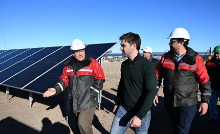 Conarpesa construye su parque solar para reducir costos en su planta pesquera