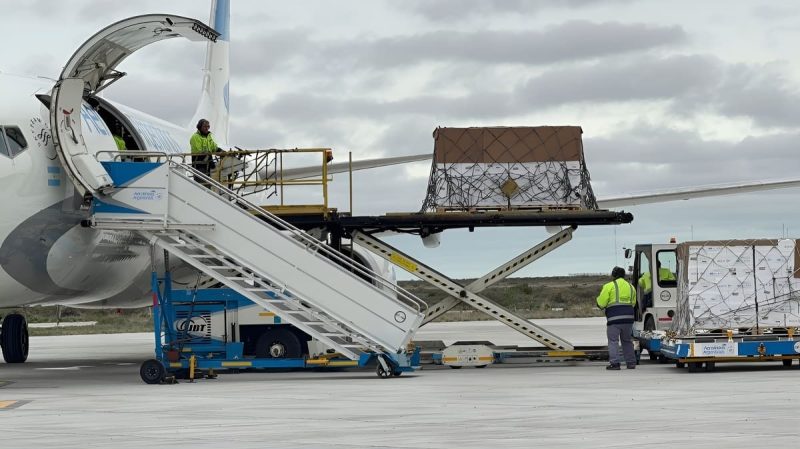 Trelew abrió una vía aérea de exportación con potencial para la pesca chubutense